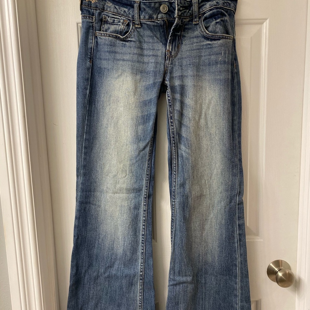 Forever 21 Flare Bottom Jeans Size 27